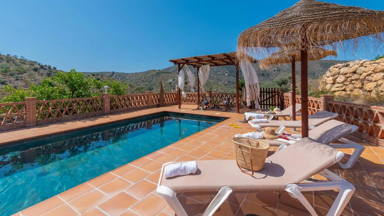 Holiday home Villa Fuente Pinta Arenas By Ruralidays Spain